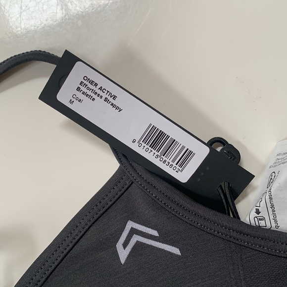 ⭐️HOST PICK⭐️ [M] NWT - ONER ACTIVE effortless strappy bralette - Picture 6 of 6